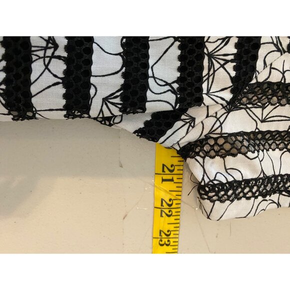 Alfani Black White Stripe Lace Floral Short Sleeve Tunic Top Ties in Back Large - Picture 7 of 10